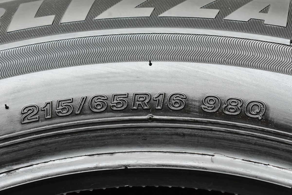 車 【バリ溝】ブリヂストン ブリザック VRX3 215/65R16 4本セット
