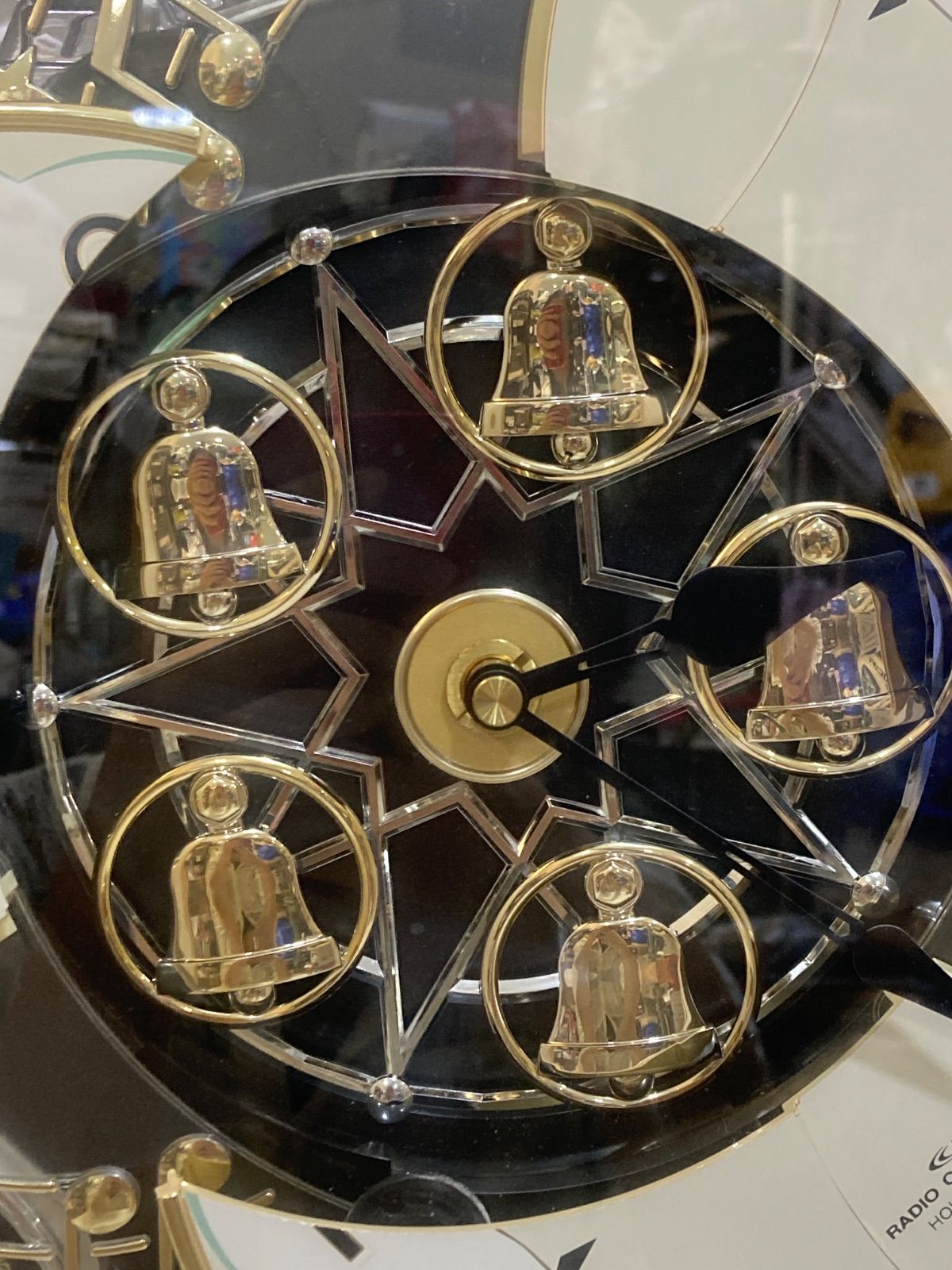 リズム時計 からくり電波掛け時計 4MN452RH リズム製品情報 | 4MN553RH03