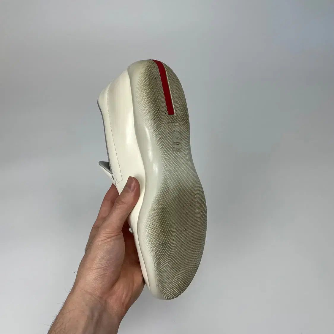 PRADA プラダ