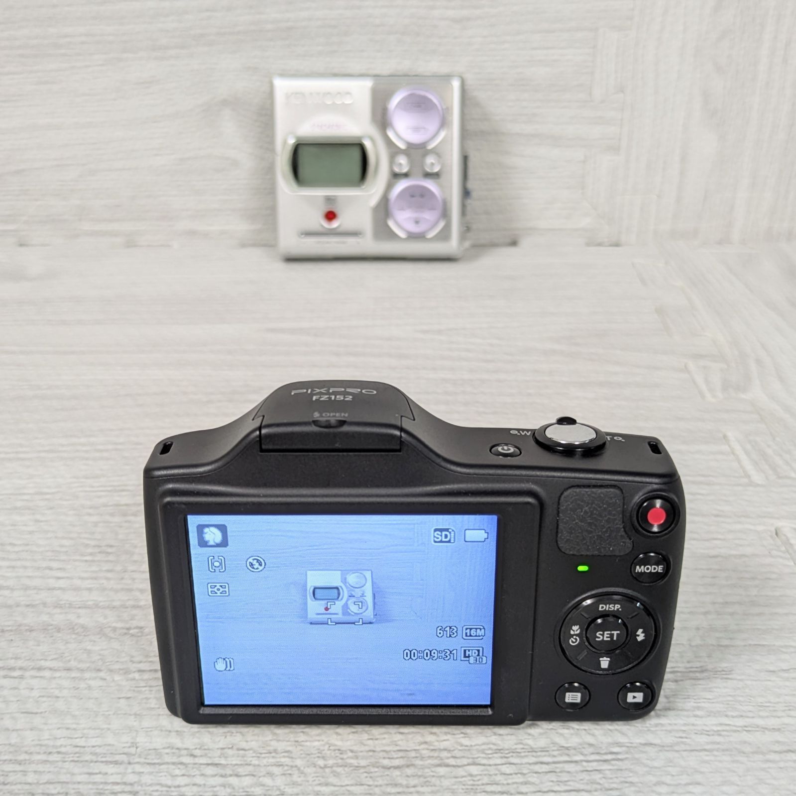 コダック Kodak PIXPRO FZ152 コンパクトデジタルカメラ ブラック 