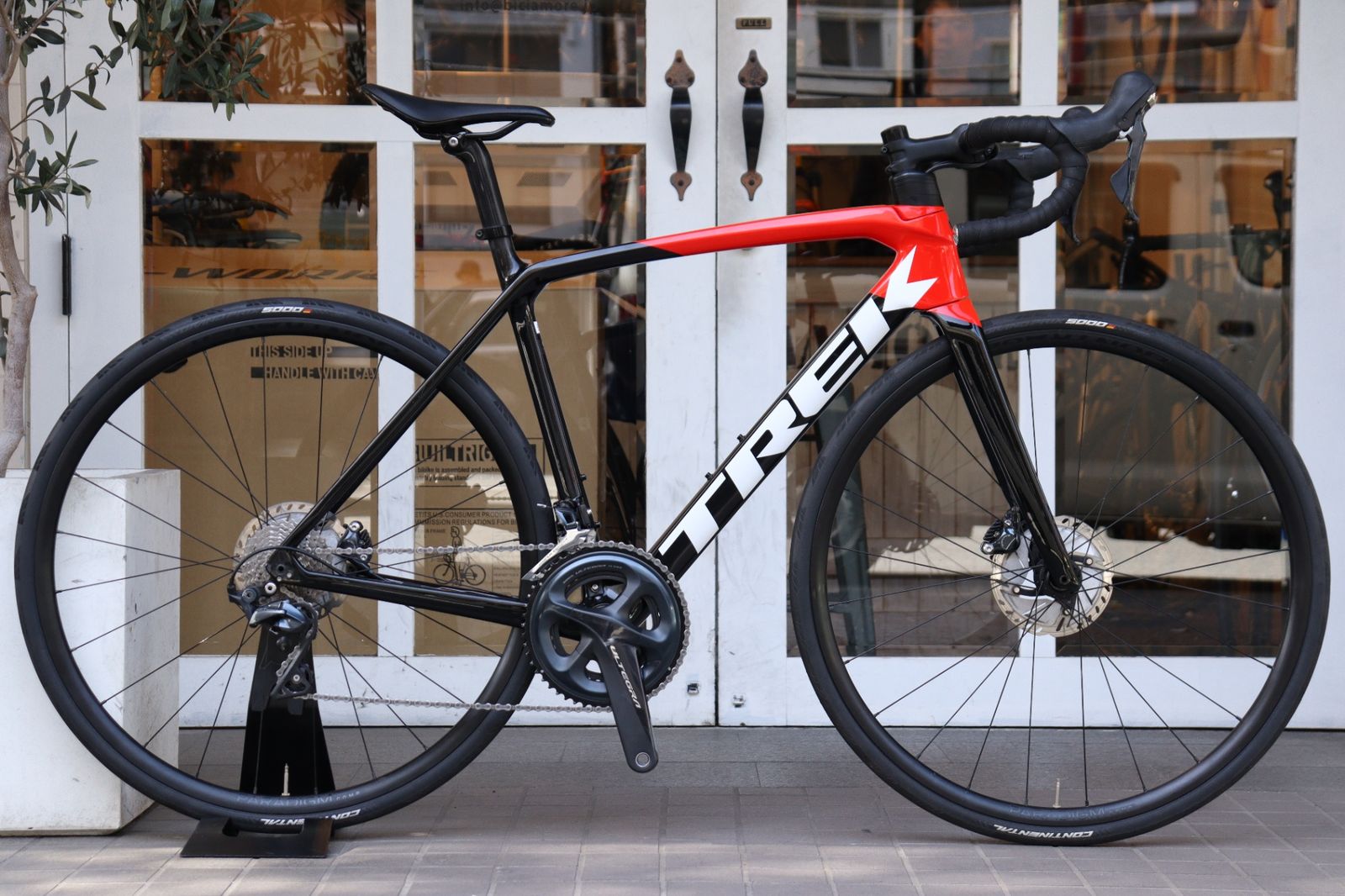 TREK EMONDA SL6 DISC サイズ54 アルテグラ TREK EMONDA SL6 DISC サイズ54 アルテグラ