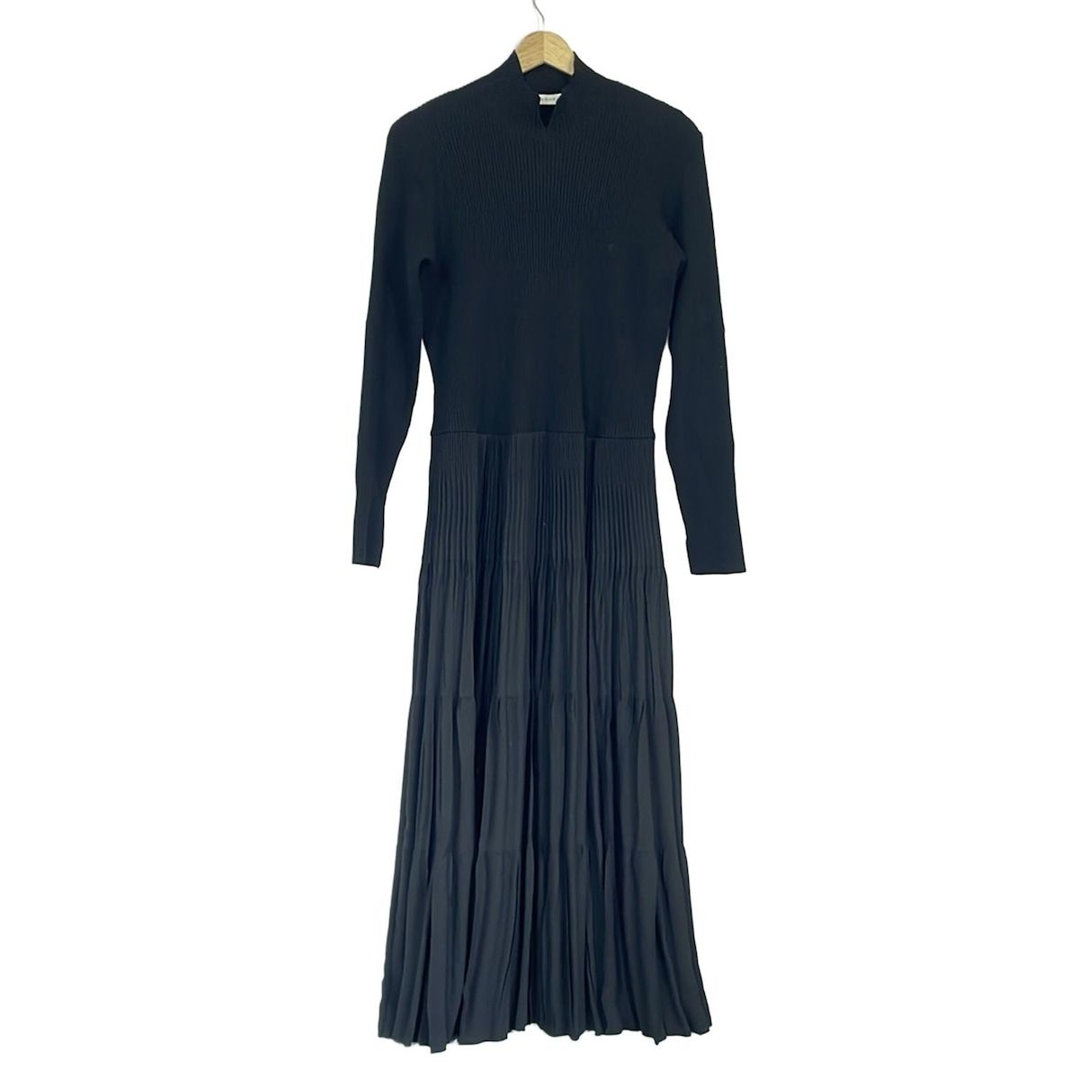 ADORE アドーア ワンピース サイズ38 M レディース - 黒 長袖|マキシ丈|プリーツ|ペチコート