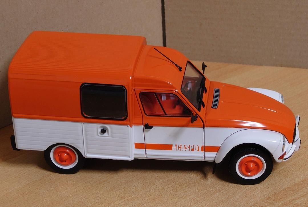 1/18 シトロエン アカディアーヌ 1984 Citroen Acadiane - メルカリ