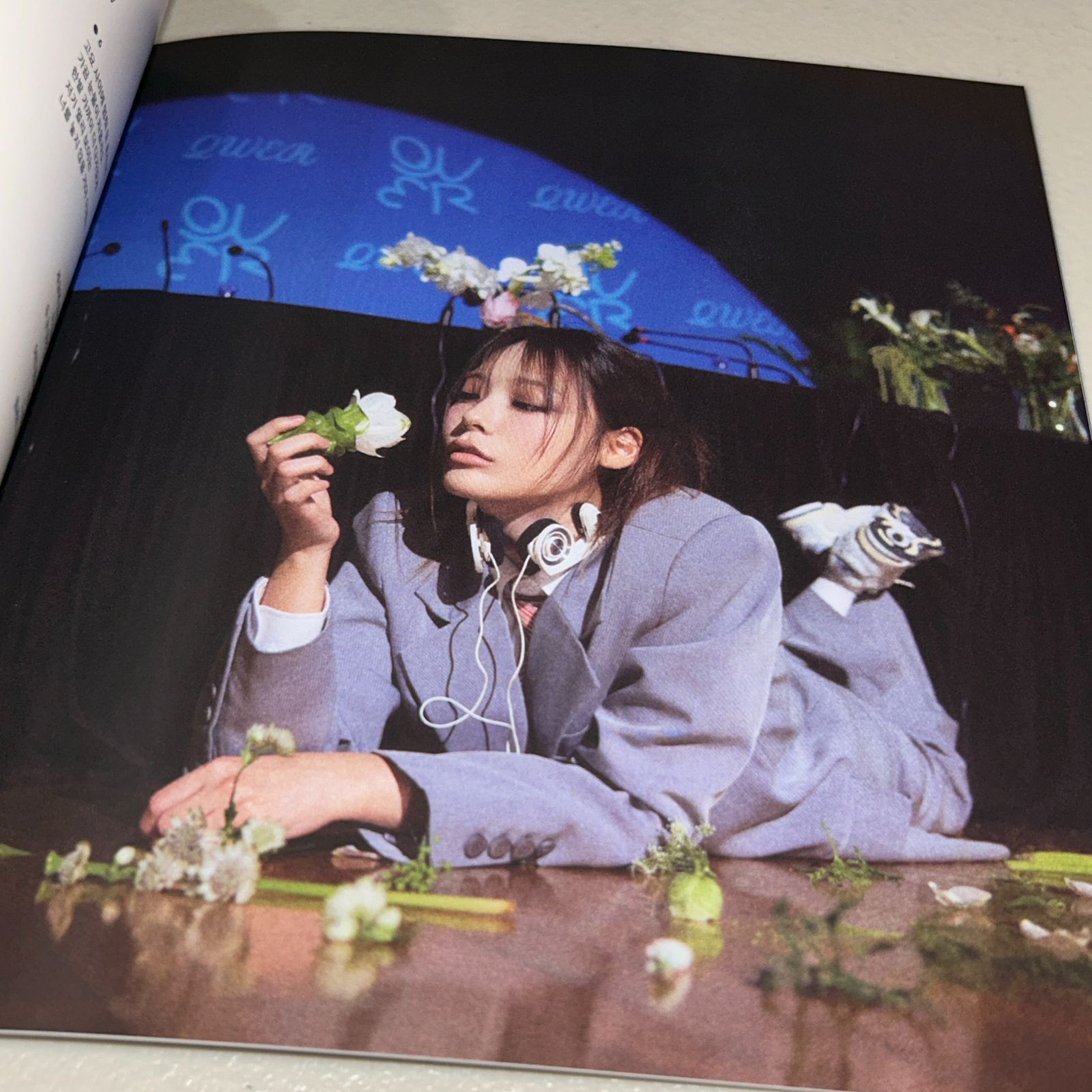 QWER 直筆サイン「Algorithm's Blossom」 QWER 直筆サイン「Algorithm's Blossom」Algorhtym ver. - メルカリ