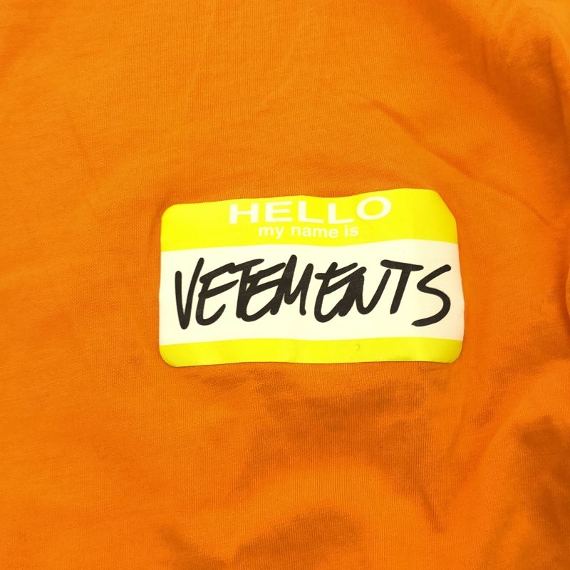 Tシャツ