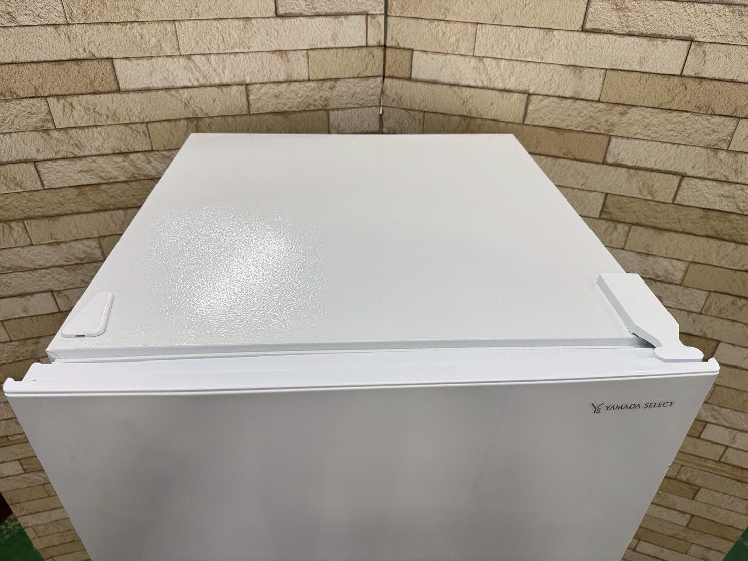 大阪 3か月保障付き 冷蔵庫 ヤマダ 2ドア YRZ-F23H1 IR-741