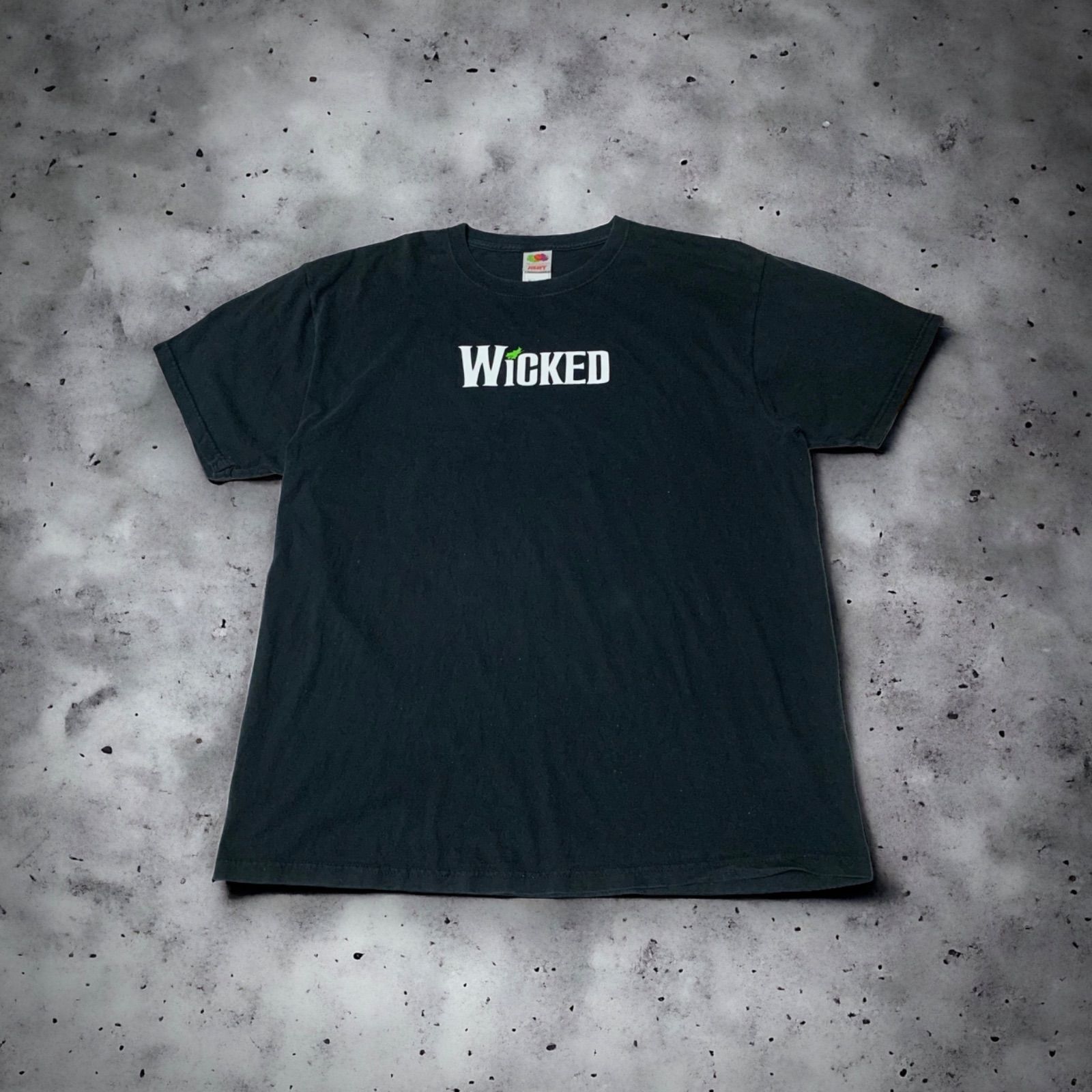 00s Fruit Of The Loom “WICKED” S/S Graphic T-Shirt フルーツオブザルーム ウィキッド グラフィック Tシャツ 半袖 ブラック XLサイズ エルサルバドル製 両面プリント DEFY GRAVITY ミュージカル - メルカリ