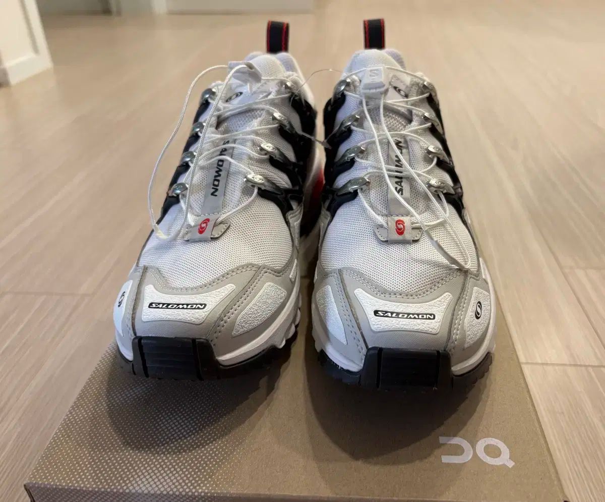 SALOMON サロモン
