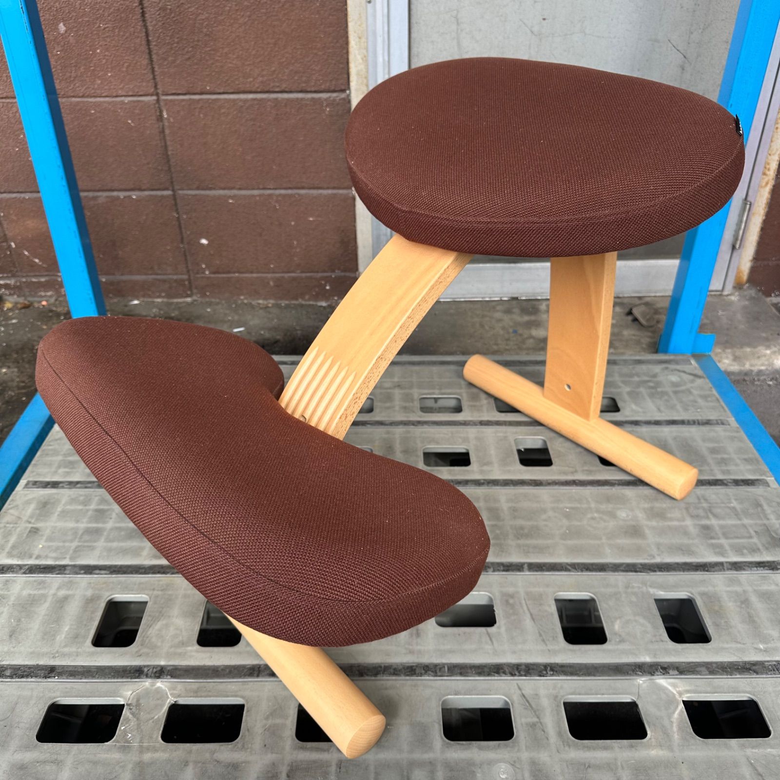 美品】Balans Easy バランスチェア サカモトハウス ブラウン 椅子 