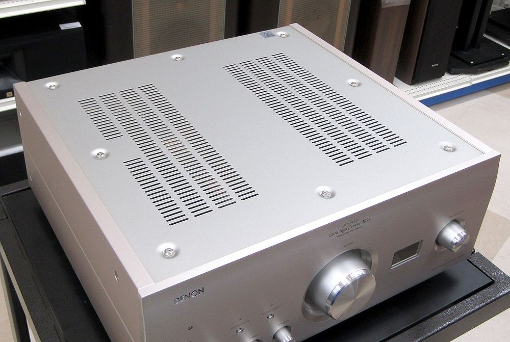 プリメインアンプ