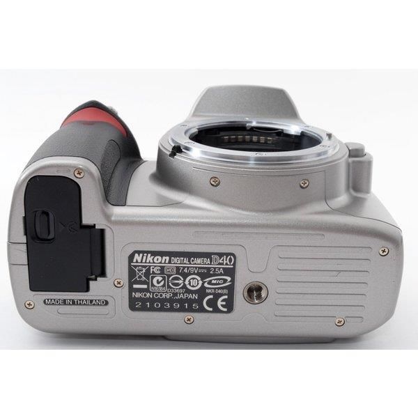 ニコン Nikon D40 ダブルズームセット シルバー 美品 SDカード