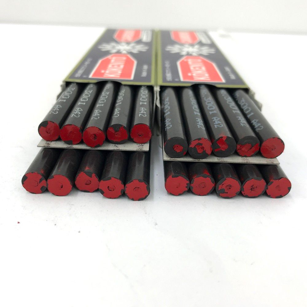 未使用品 黒田製作所 コウケントー No.3001 カーボン 1箱10本入2
