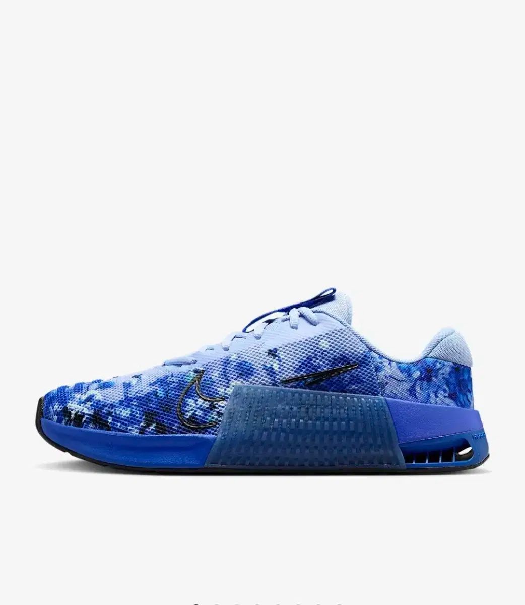 試着のみ NIKE メトコン9 最新 AMP 27.5 楽天市場】ナイキ メトコン 9 AMP NIKE Metcon 9 AMP ダーク