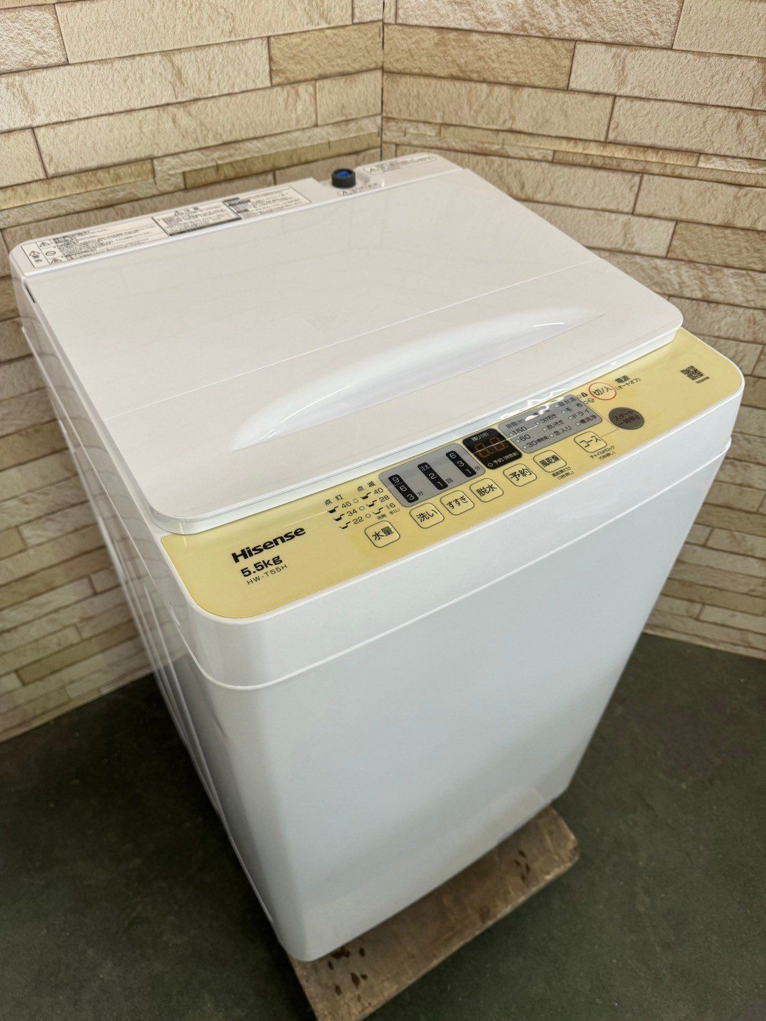 大阪送料無料☆3か月保障付き☆洗濯機☆ハイセンス☆5.5kg☆2023年☆HW 