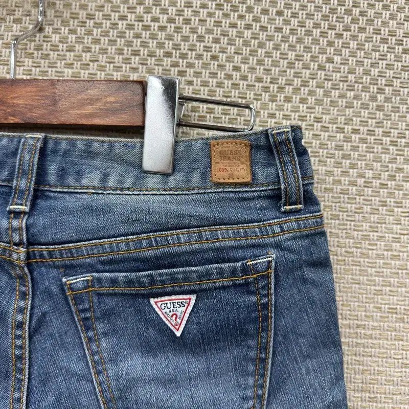 GUESS(ゲス) カジュアル ウォッシングデニム デニムパンツ デニム 28 インチ D11424