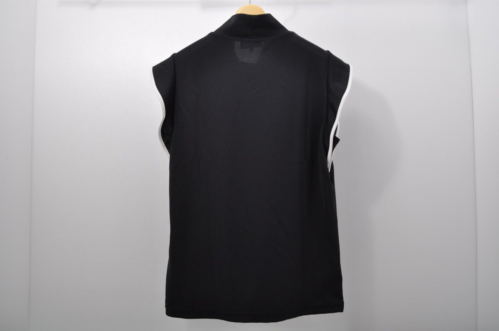 archivio - coco 中古 アルチビオ archivio レディース ノースリーブ 38(M) 黒  ブラック  ハイネックプルオーバー 中古 レディース アルチビオ archivio ノースリーブ 38(M) 黒