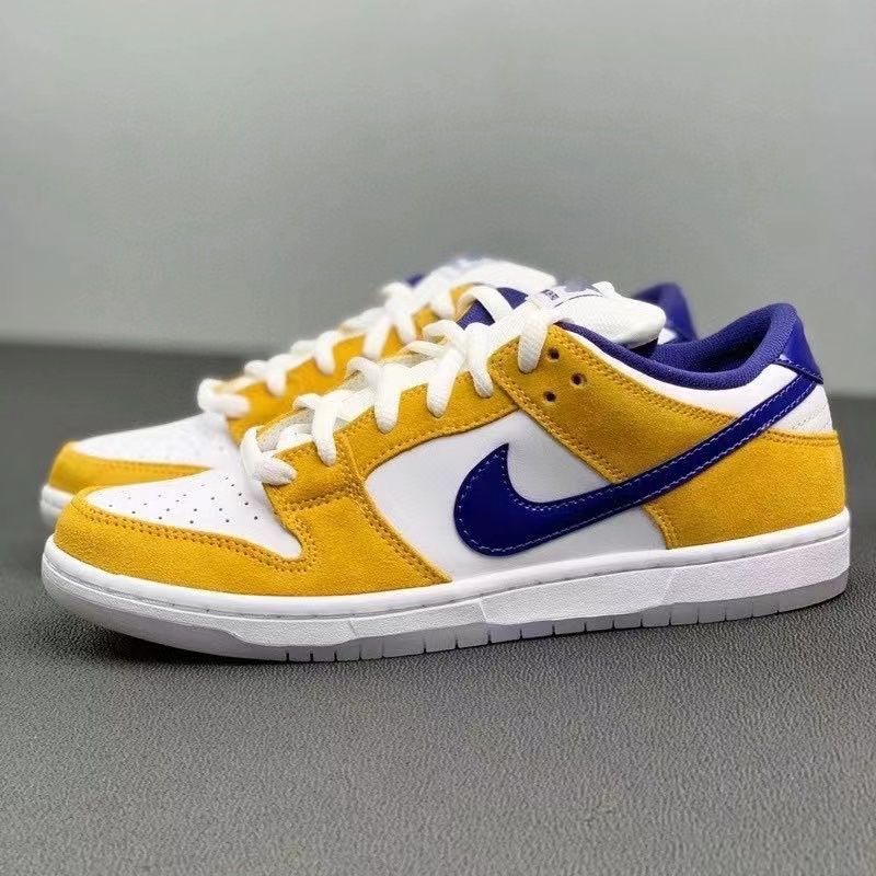 Nike SB Dunk Low Pro