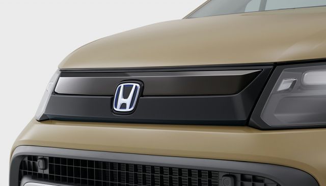 HONDA フリード フロントパーツ 2種 フリード HONDA ホンダ 純正 FREED フロントグリル 2017.12