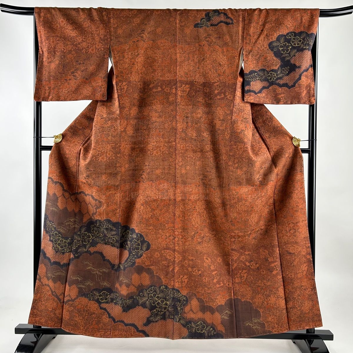 訪問着 身丈158cm 裄丈66.5cm M 袷 紬地 笠松 草花 金彩 絞り 赤茶 正絹 名品