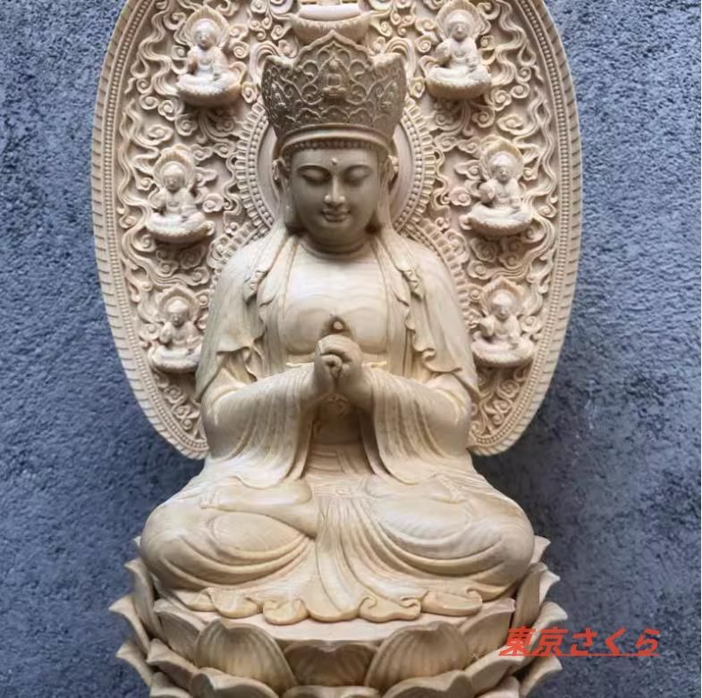 ガラス製仏像 透明感のある白色 台湾 呼びつけ