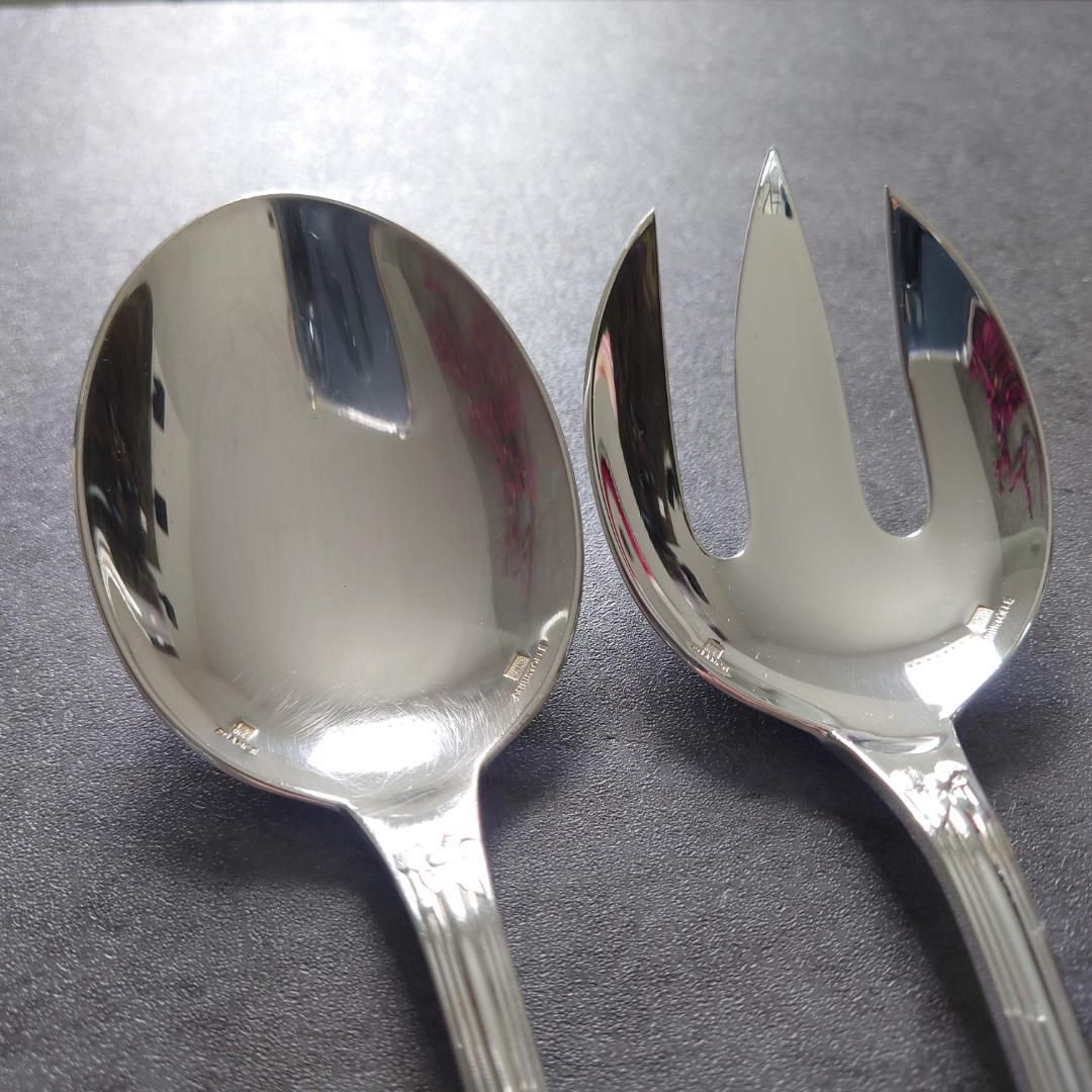 ソースレードル