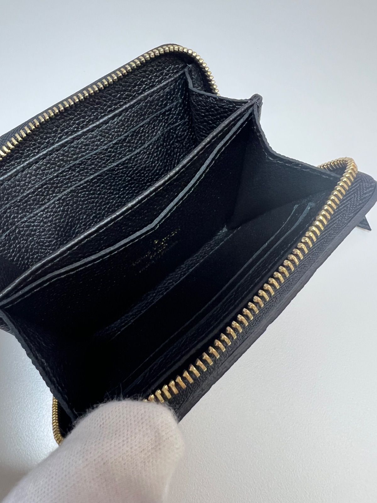 モノグラムアンプラント