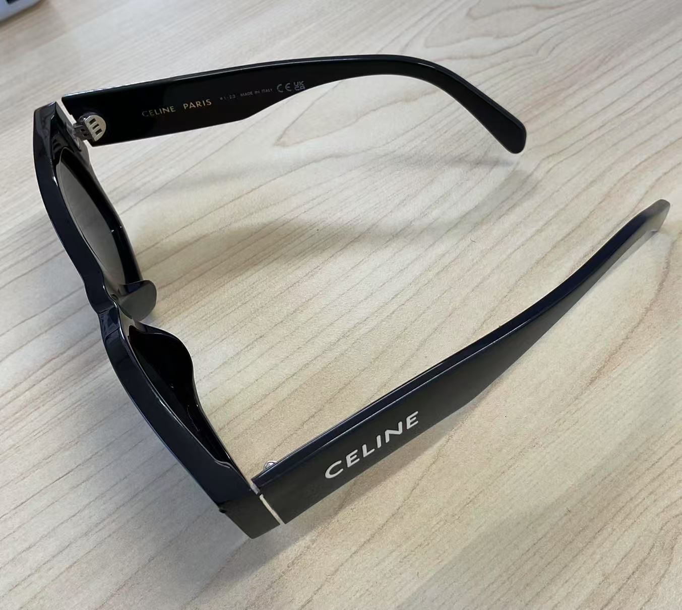 中古美品正規品 CELINE セリーヌ CELINE Monochroms 01 Sunglasses