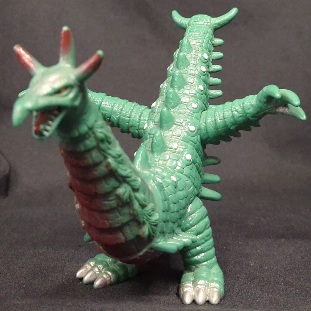 バンダイ ウルトラ怪獣シリーズ ムカデンダー 50 - メルカリ