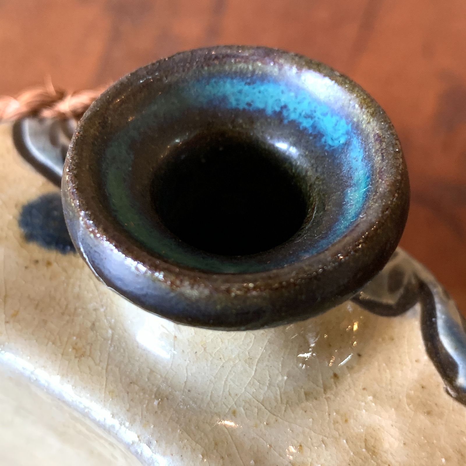 壺屋焼 小橋川清次 抱瓶 だちびん 酒器 牡丹唐草文 花瓶 花器 /HM-0137