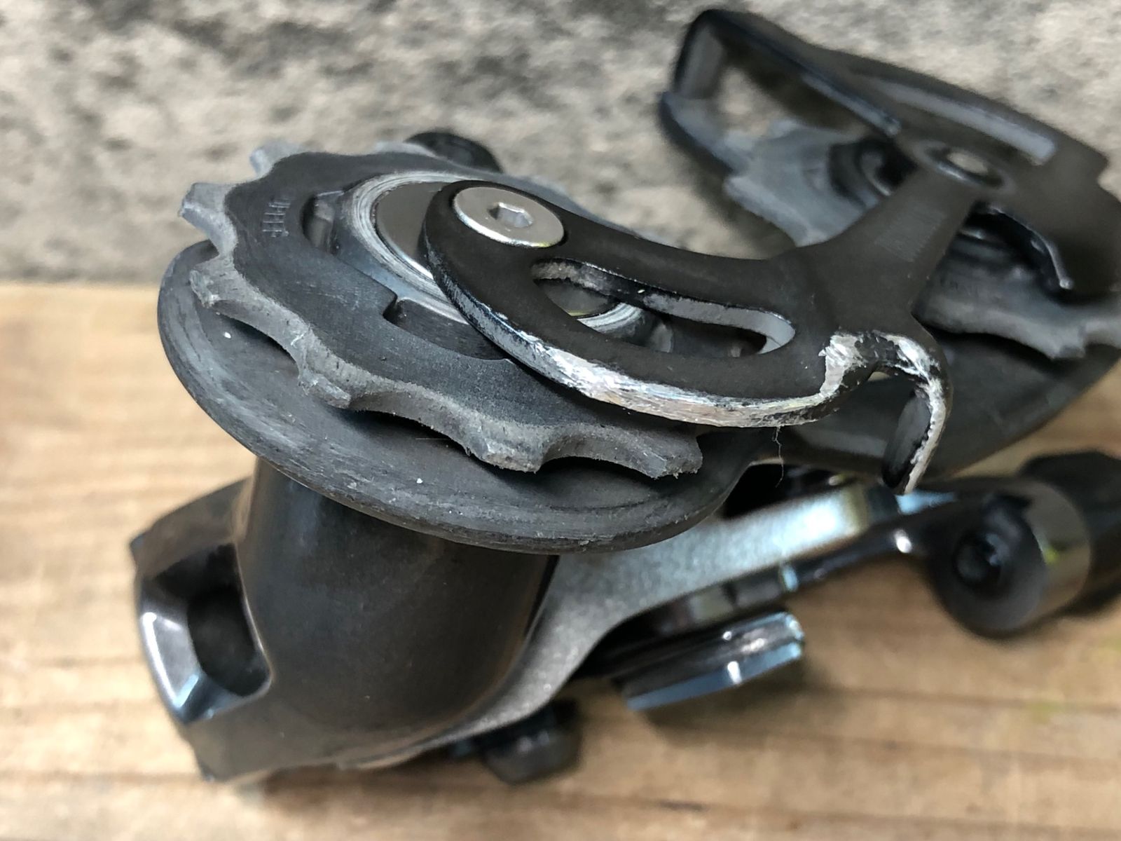 SHIMANO 「シマノ」 ULTEGRA Di2 RD-6870 リアディレイラー