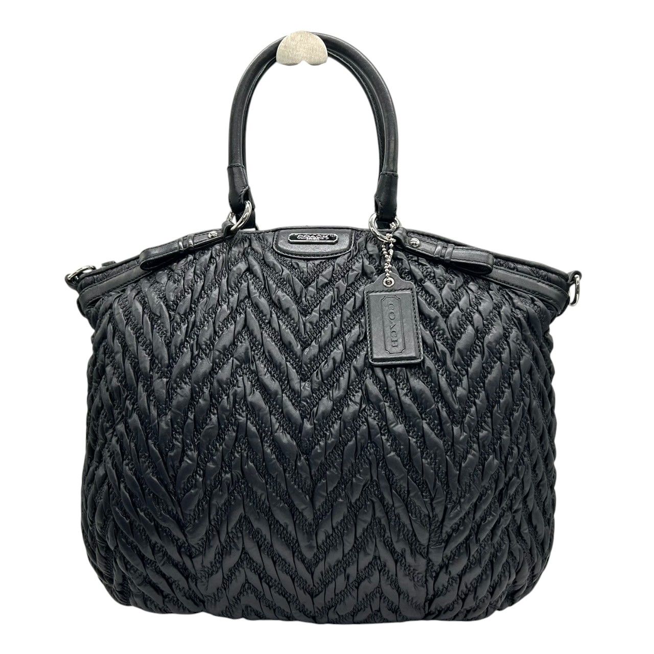 級 クリーニング済 COACH コーチ マディソン キルテッド シェブロン F18634 2WAY トートバッグ ショルダーバッグ レザー 黒 レディース 大容量 A4収納可 ビジネス 通勤通学 エレガント 肩掛け 斜め掛け チャーム 保存袋付 S31