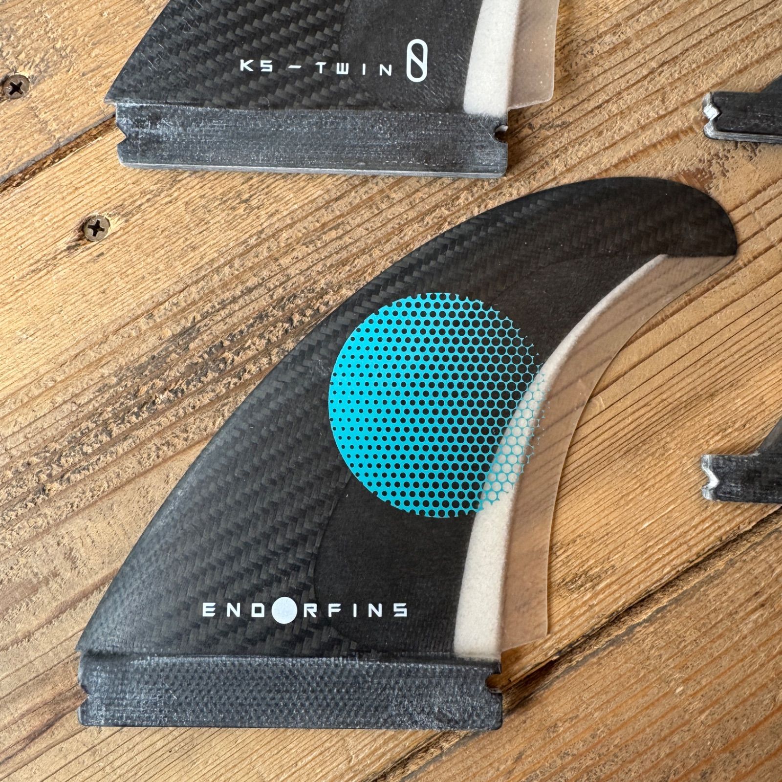 ENDORFINS Twin + 2ツインフィン+スタビライザー+ナブスター セットKS