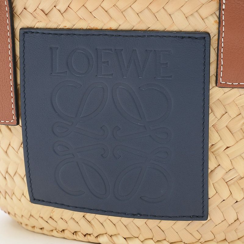 LOEWE かごバッグ バスケット パームリーフ カーフ スモール LOEWE かごバッグ バスケット パームリーフ カーフ スモール