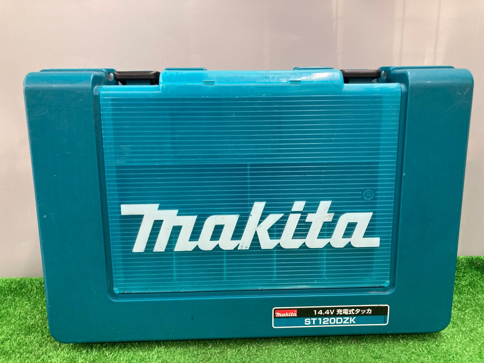 中古品】【0922】☆makita(マキタ) 14.4v充電式タッカ (本体/ケースのみ) ST120DZK IT4B8FJ9031E - メルカリ