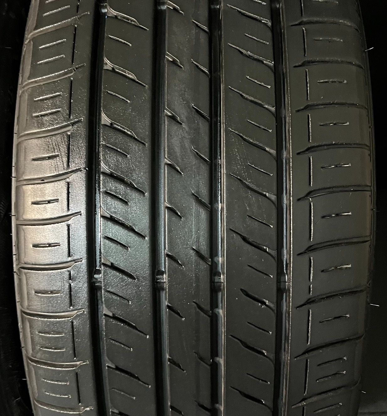 快調な 2025年製 約8～8.5分山 ダンロップ DUNLOP エナセーブ ENASAVE EC300 215|50R17 4本 送料無料 h_573