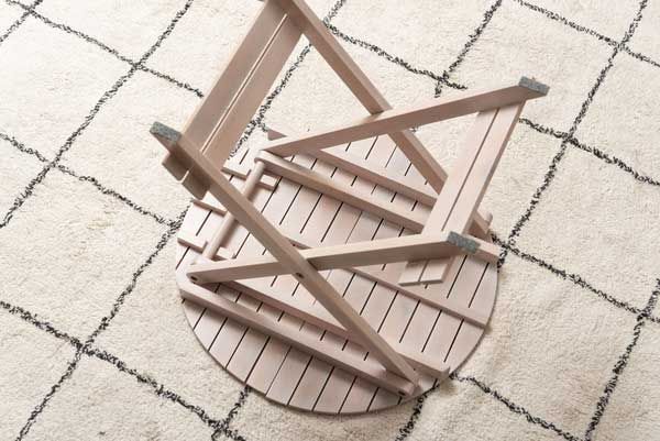 の折りたたみ式ラウンドテーブル Ｌ