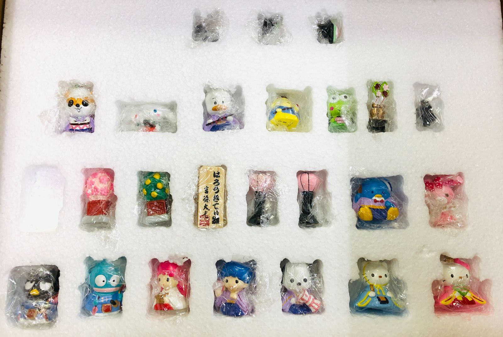 HELLOKITTY ハローキティ ダニエル サンリオ オルゴール 陶器 雛人形