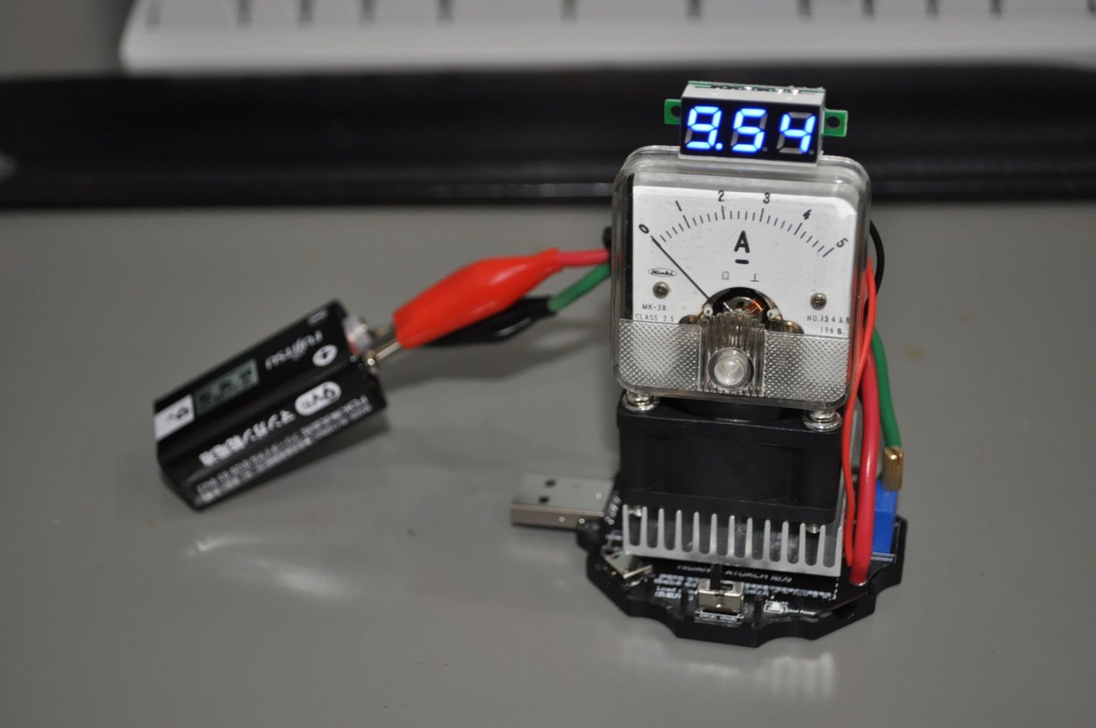 【中古・改造品】USB電子負荷 3V4A～24V2.7A 最大65W
