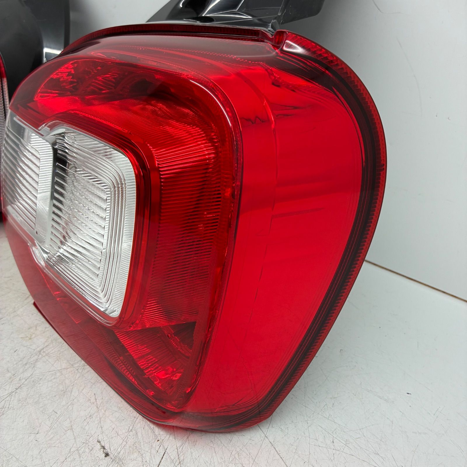 コーティング済 トヨタ M700A M710A パッソ ブーン テールライト ランプ レンズ 左右セット LR LED 点灯OK koito 220-69026 P71391 FFCRYSTALESIA_COM