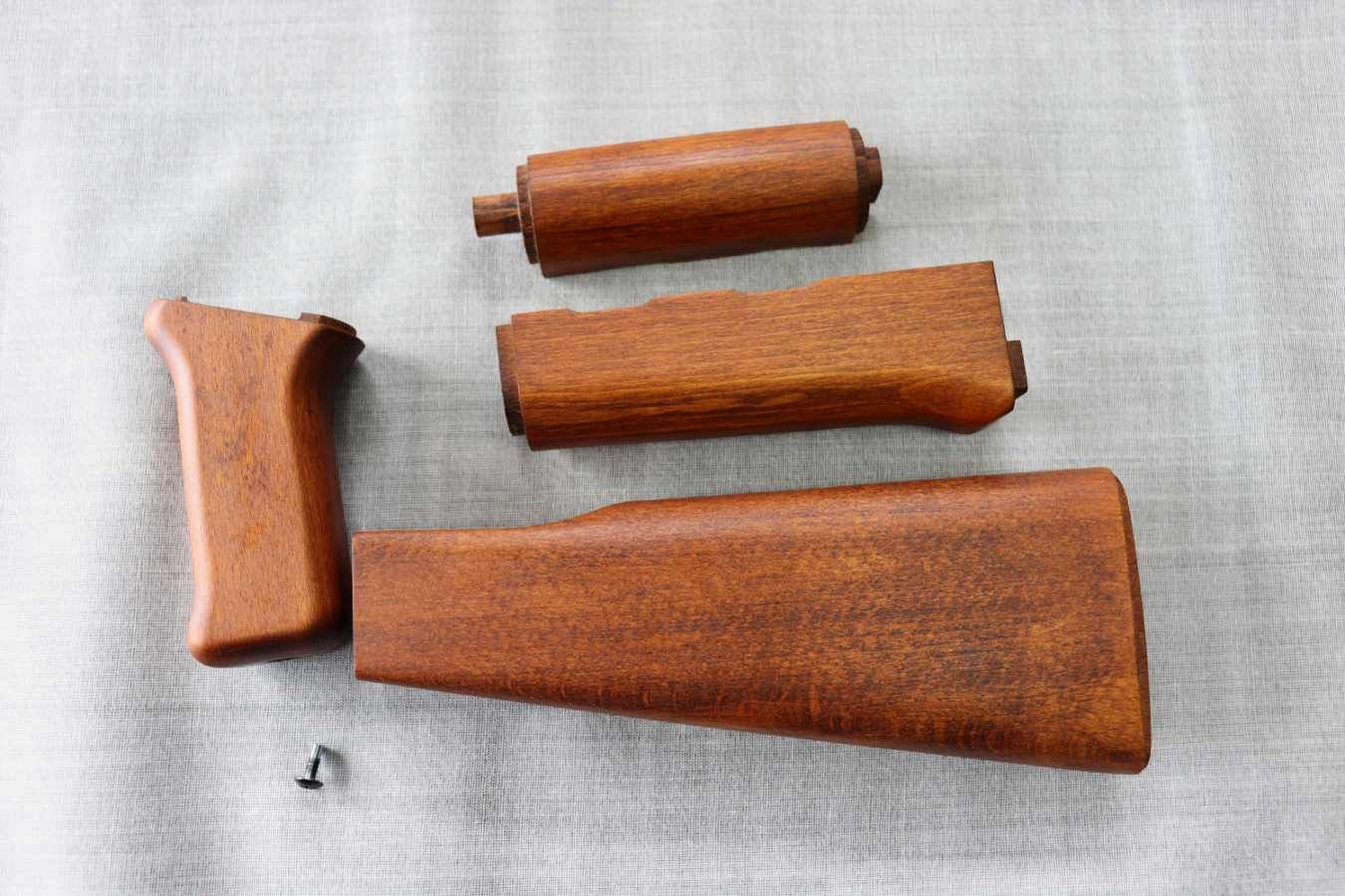 イフプロダクト If-Product ストック AK47 東京マルイ 次世代電動ガン用 木製ストック 4点セット ブナ材 銃 ライフル エアガン st-47 4571619461033 グレー F