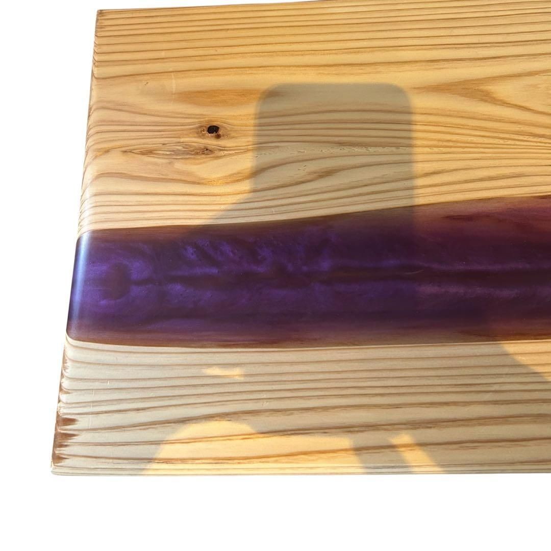 ナチュラルウッドと紫色の樹脂シンプルモダンサイドテーブル 車用にも