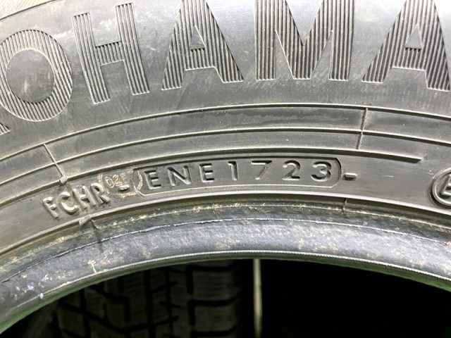 スタッドレス ヨコハマ