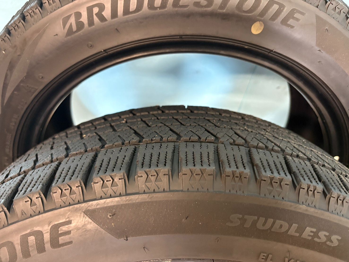 スタッドレス ブリヂストン