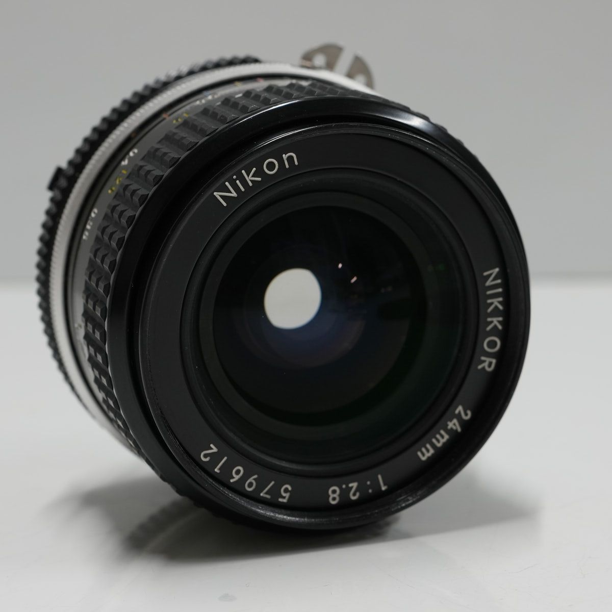 Nikon 交換レンズ AI Nikkor 24mm F2.8 USED美品 MF 広角 単焦点 フル