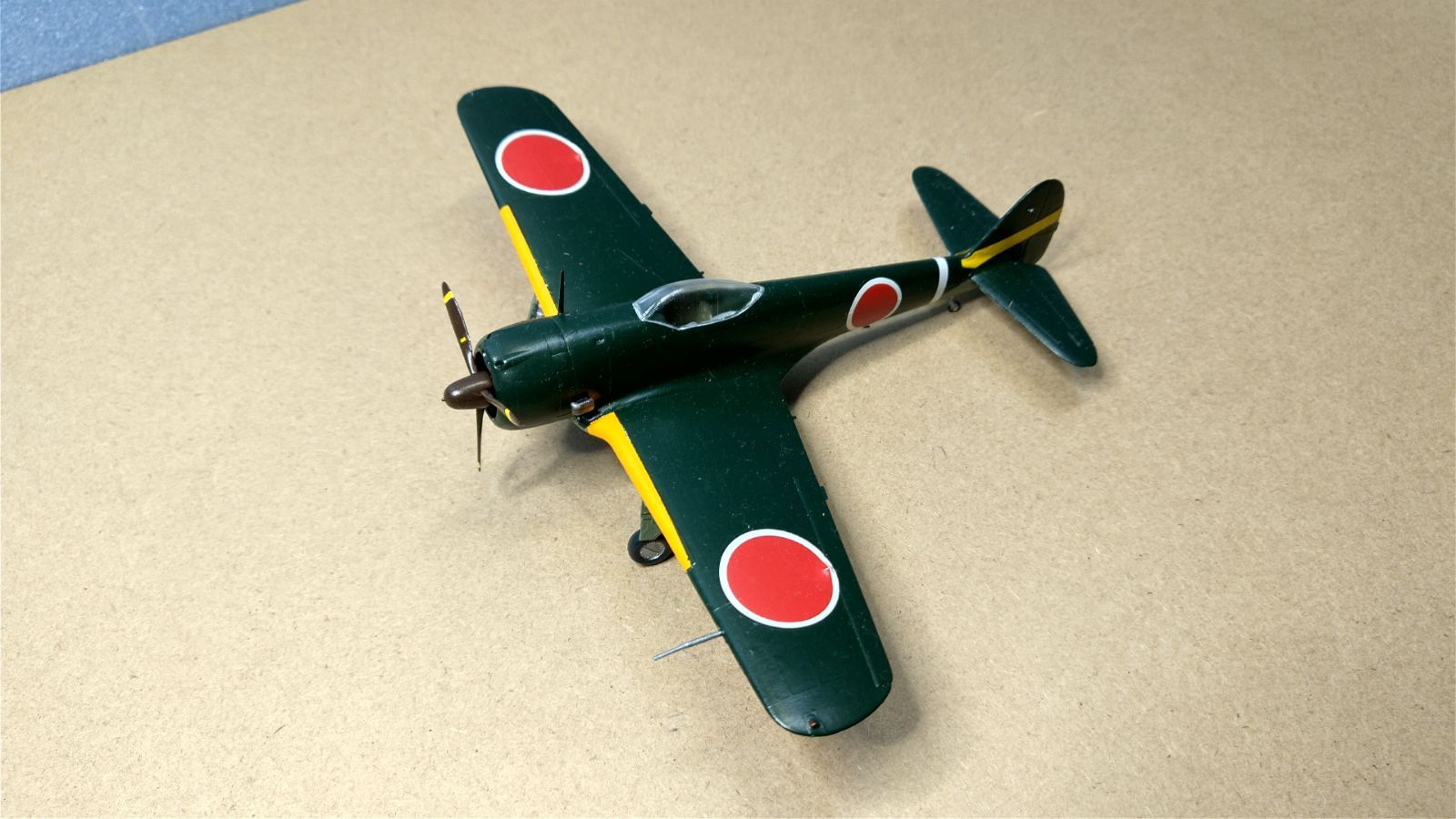 定番のお歳暮 冬ギフト 新品 未使用 1 72 一式戦闘機 隼 完成品 プラモデル Lavacanegra Com Mx Lavacanegra Com Mx