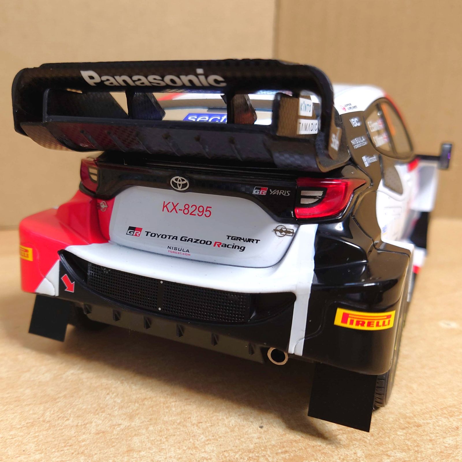 1/18 トヨタ GRヤリス Rally1 2023フィンランドラリー優勝 #33 E