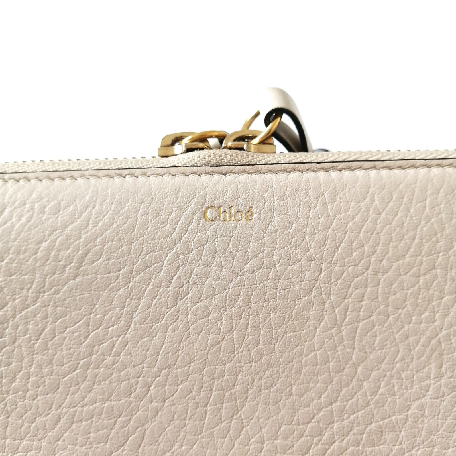 長財布 ラウンドファスナー