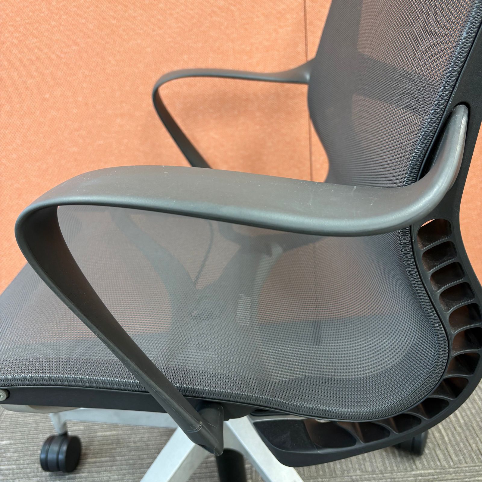 おしゃれ 北欧テイスト シンプル かわいい 椅子 チェア ライトピンク