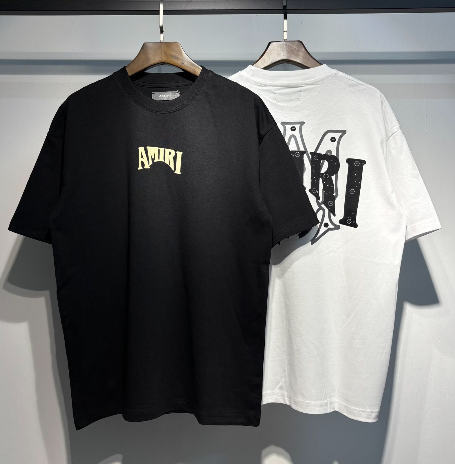 新潮流 人気 】AMIRI アミリ Tシャツ 半袖 春夏が最適 ユニセックス 2 