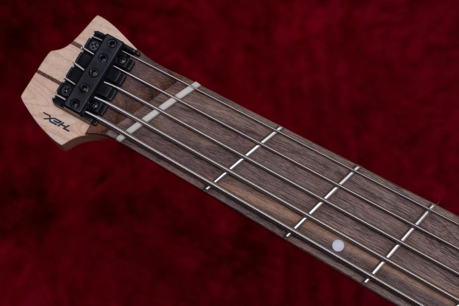 new】HEX Guitars / NB505 Ivory - メルカリ